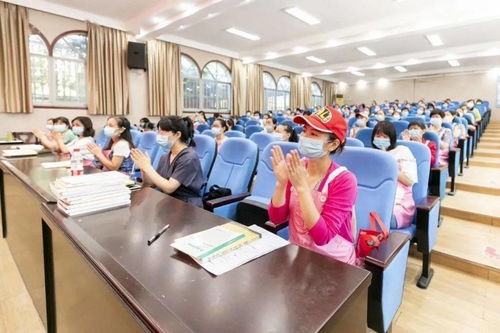 巾幗家政技能培訓(xùn)與信息技術(shù)咨詢——助力武漢市女性就業(yè)創(chuàng)業(yè)新路徑